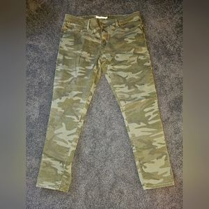 Levi's 711 Skinny Ankle Pants